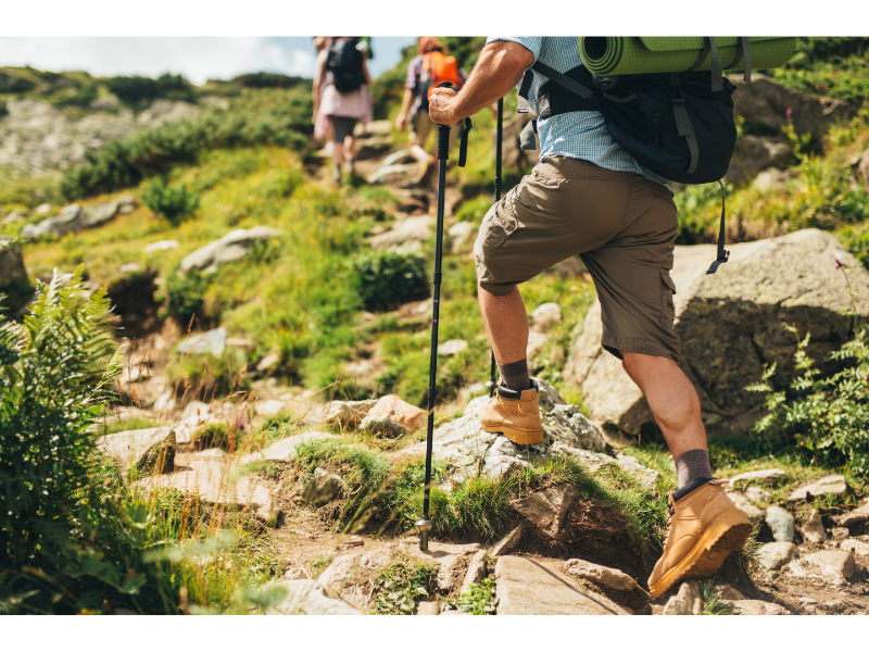 Summer Hiking Outfits: Expert Tips To Stay Cool (+ Mistakes to Avoid)